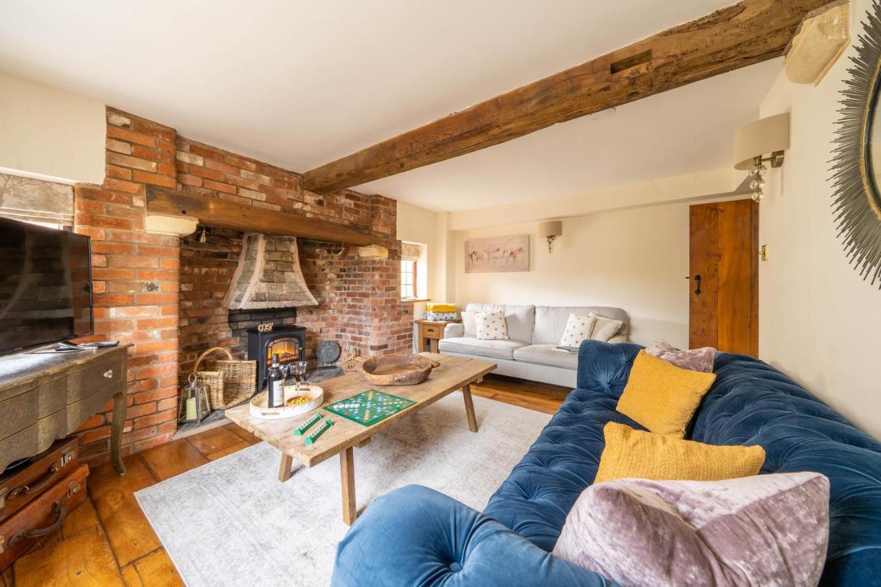 Mickleton  Cotswold Thatched Cottage מראה חיצוני תמונה