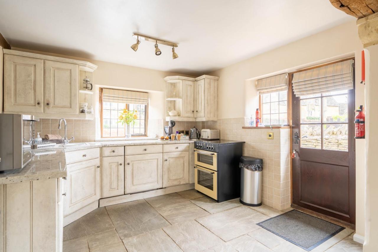 Mickleton  Cotswold Thatched Cottage מראה חיצוני תמונה