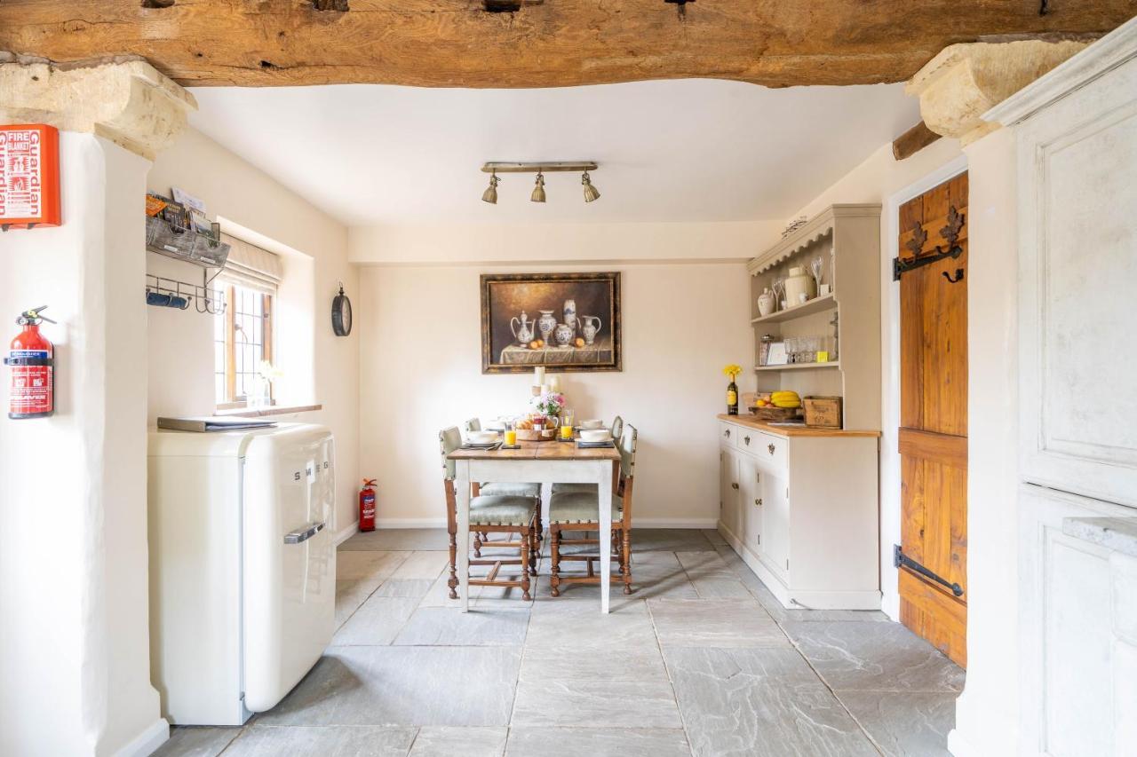 Mickleton  Cotswold Thatched Cottage מראה חיצוני תמונה